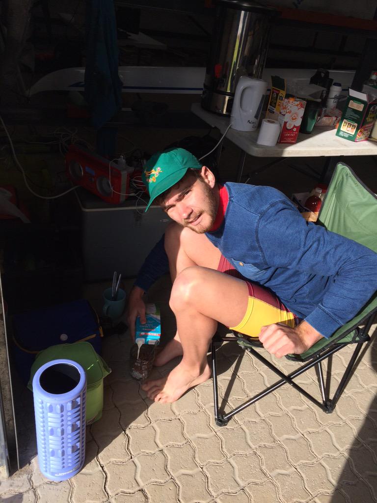#2015ElginCamp | Rower Ewald 'Loving the isolation from social media' while prepping some breakfast #lifeofarower