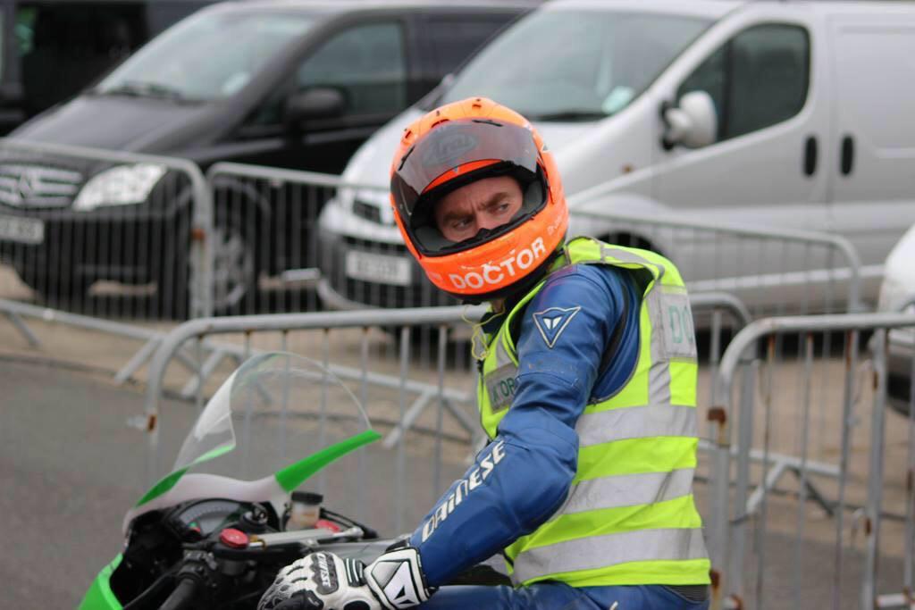 AirAmbulanceNI's tweet photo. Today we just need 3,649 people to sign the #HEMS4NI petition in memory of @DocJohnHinds to reach 50,000. http://t.co/Bw1K1ze2V0