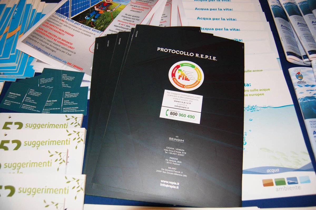REPIE_it's tweet photo. Alcuni scatti della presentazione di @REPIE_it alla Settimana Europea Energia Sostenibile 2015 #REPIE #eusew15 http://t.co/tDr1gnB9x1