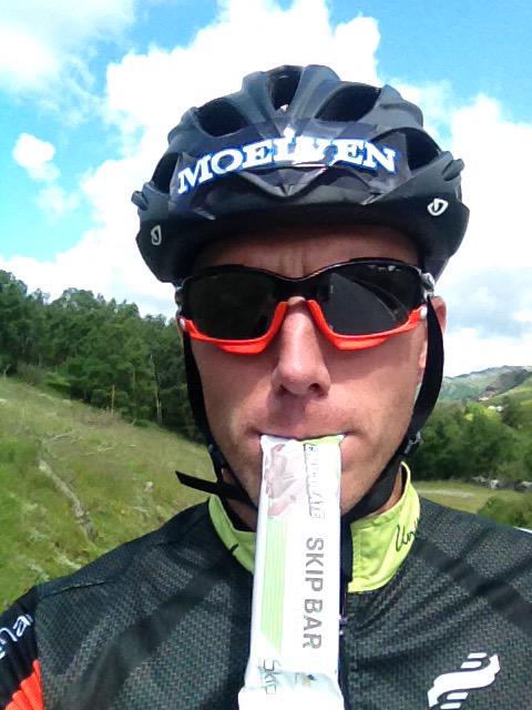 AudunLaugaland's tweet image. Snack fra #SkipNutition på dagens Tour de Jæren. #TeamLager157 #Moelven #Oakley #Noname #RyfylkeTrelast