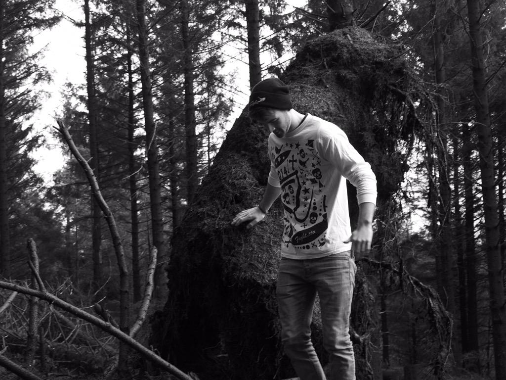 fightclo_uk's tweet photo. Fight white long sleeve tee's #mensclothing #fashion #sports #tee's #white #longsleeve http://t.co/TrZbgdJa24