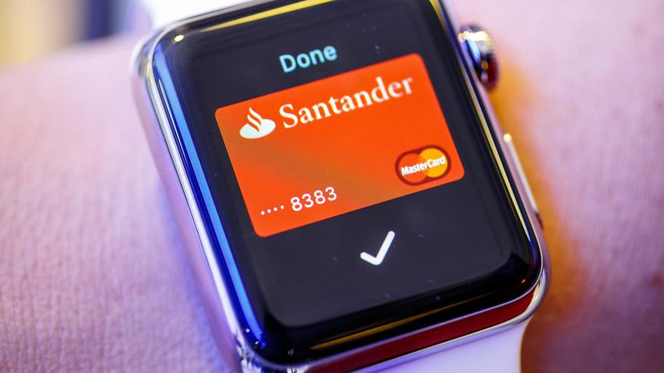 Apple Pay has launched in the UK and everyone is angry at their banks again on.mash.to/1MqV2Tq