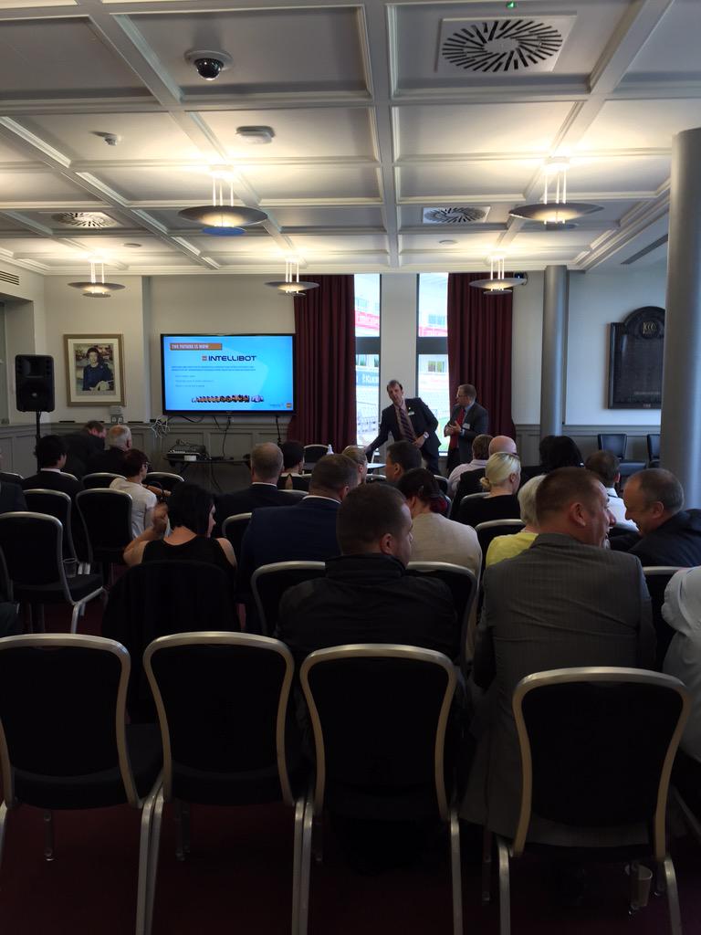 DiverseyUKI's tweet photo. Dr Steve Dalton talking to our customers about TASKI Intellibot, join us @EmiratesOT #GCIR2015 http://t.co/NZKM2iAlrw