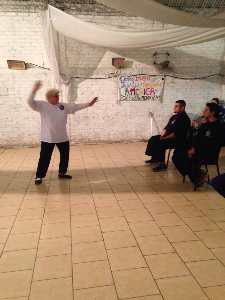 marceloalva's tweet photo. Jubilados de #PamiMza Luján realizaron Torneo y Demostración de Taichi en Carrodilla. Subsidiado x #PamiPreventivas http://t.co/GdkbBnZyVT