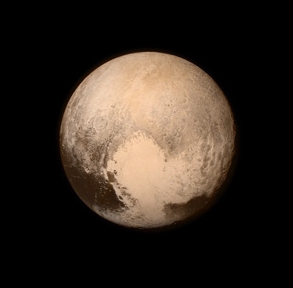 infoAstronomy's tweet photo. BREAKING: @NASANewHorizons tiba di Pluto! 14/7/2015 18:49 WIB.

Inilah citra Pluto dgn kualitas terbaik dlm sejarah. http://t.co/lyvsxLKXuE