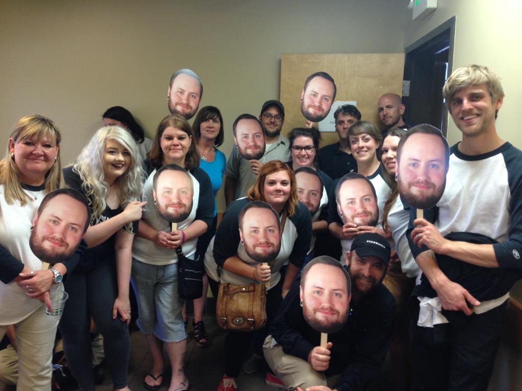 BGonzaba's tweet photo. @starbucksprtnrs Shands getting ready with his team supporting #starbuckschampion @wmoats119 @YorkTraci http://t.co/hOwUjXYqYB