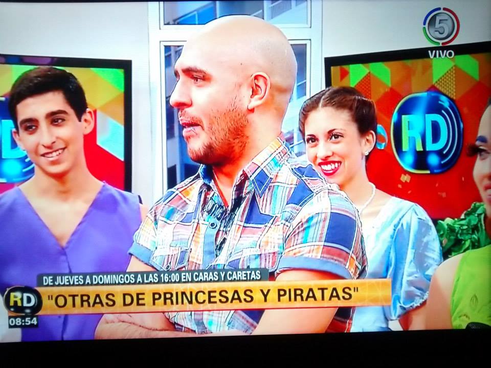 titanbravook's tweet photo. #RosarioDirecto #Canal5 prensa: Carina Culasso http://t.co/d6AnV1Wqob