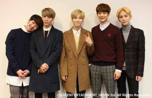 nativelizb's tweet photo. Escuchando #CocaColaFMCL Especial de #SHINee @cocacolafmcl 
#Onew #Jonghyun #Key #Minho #Taemin http://t.co/2dg8lfZU9N