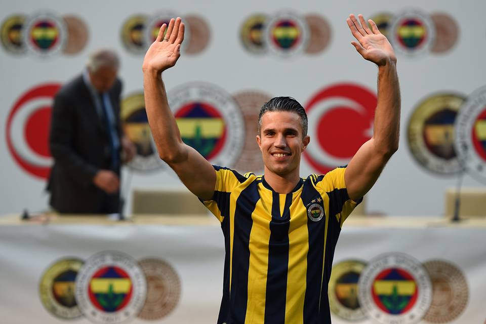 12numaraorg's tweet photo. KARŞINIZDA ROBIN VAN PERSIE! http://t.co/IsulYTXupd