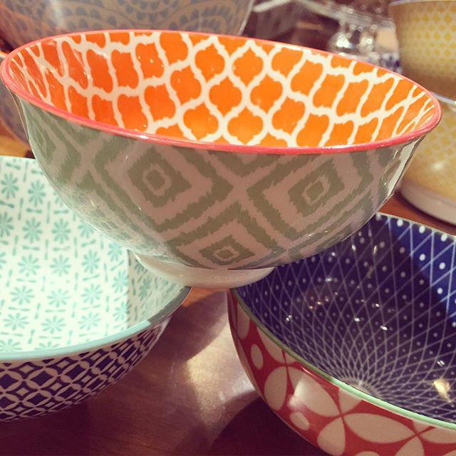 whimsicalgifts's tweet image. I do have a slight addiction to #darlingdishes and these #prettypattern #smallbowls will b… ift.tt/1JfJBeg