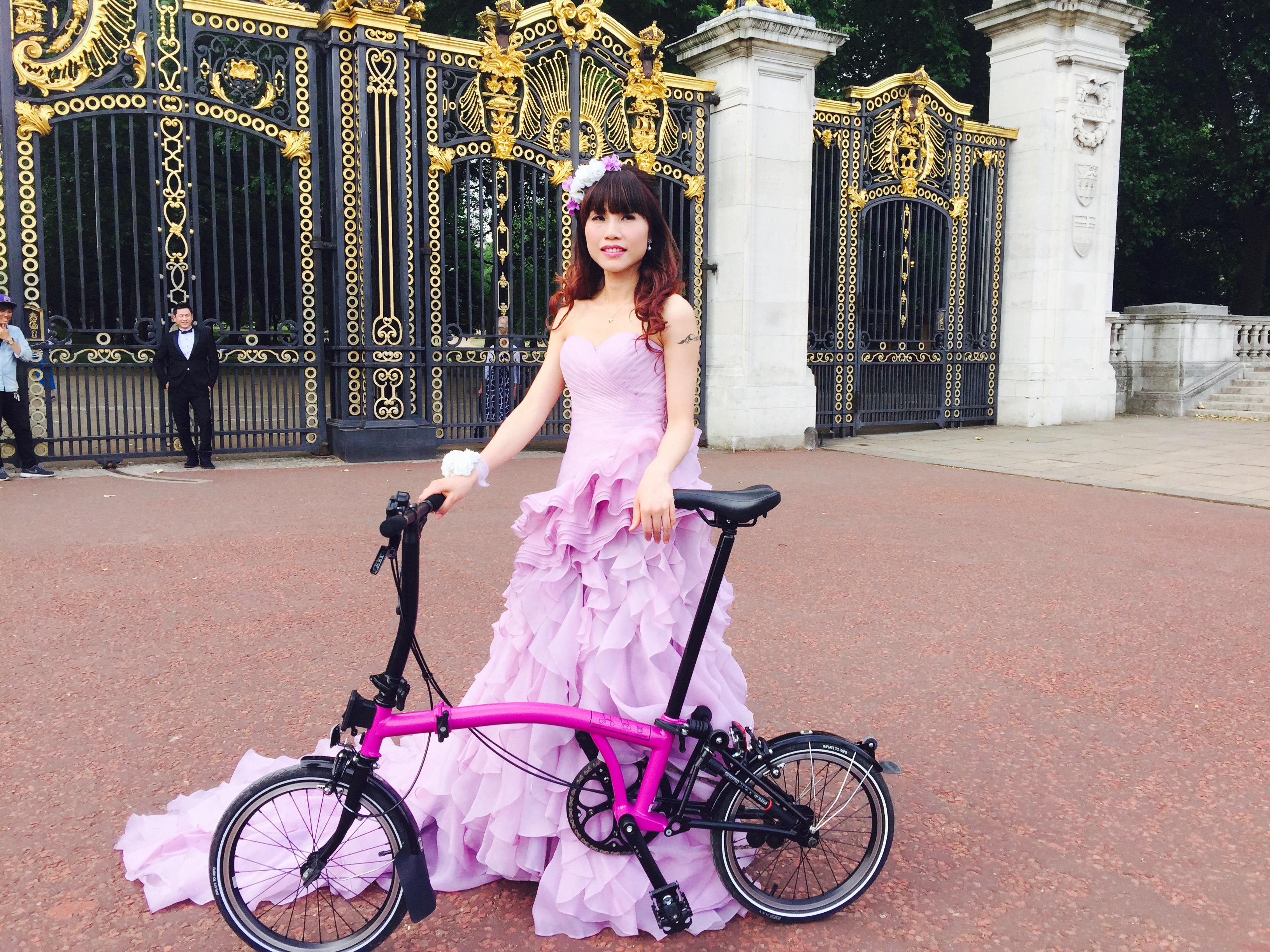 Brompton pink cheap black edition