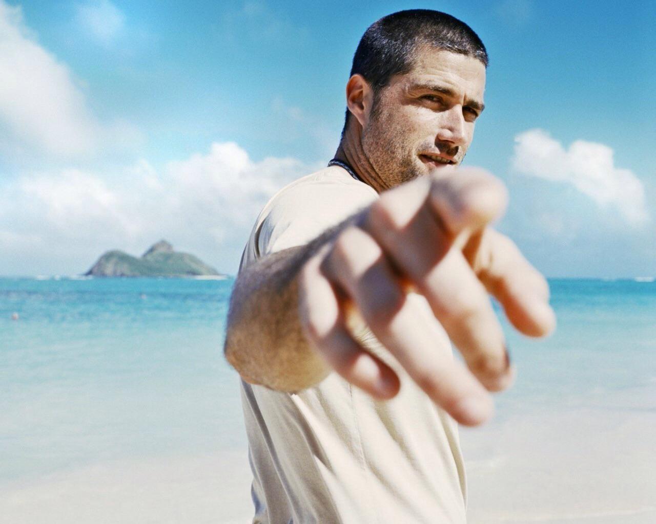 Happy 49th birthday, Matthew Fox. 