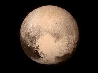 MaryMiranda95's tweet photo. #Pluto #PlutoFlyby #NewHorizons NewHorizons Thanks to Alan Stern and NASA for this amazing dream come true. http://t.co/3Dbon025hJ