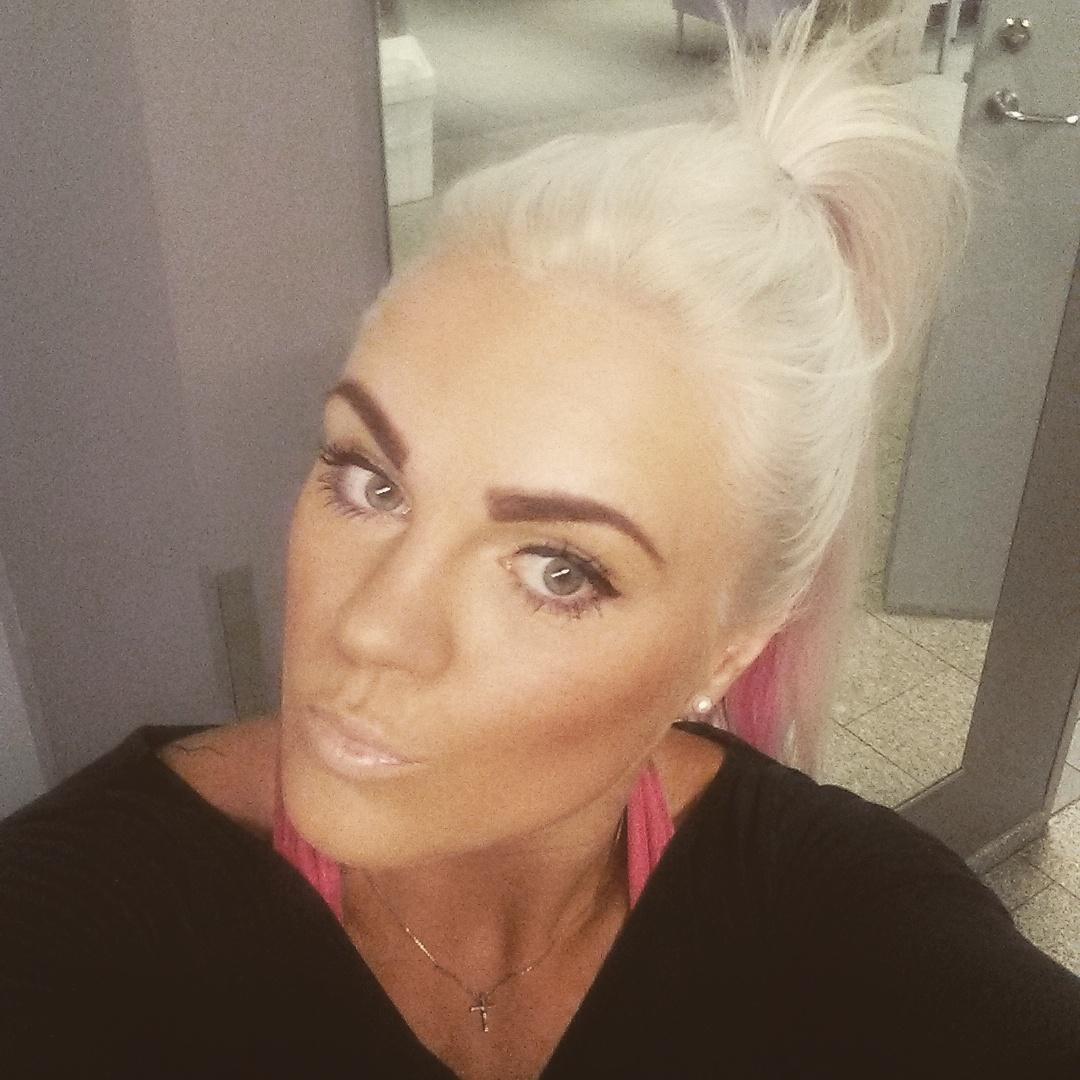 slauga92's tweet photo. #pink *allir dagar eru bleikir dagar💕 dont hate✌ http://t.co/XADvao6zHw
