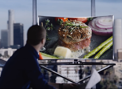 samsungID's tweet photo. Godaan terbesar saat puasa adalah melihat makanan dalam SUHD TV. So real! So tempting! #ExciteYourEyes http://t.co/NB0cjJagis