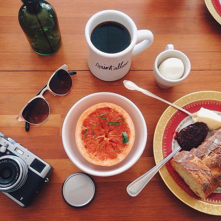 StAlbanCHS's tweet photo. Fuel up before strolling downtown. Great shot by @kaylajohnson28 #stalbanchs #chseats #breakfast #charleston http://t.co/MbAnO32ukB
