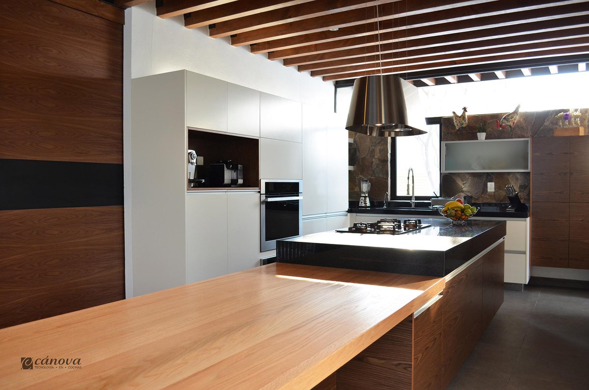 Recordando proyectos. En la foto la #cocina Proyecto RSJ para <a href="/DionneArq/">Dionne Arquitectos</a> #puebla