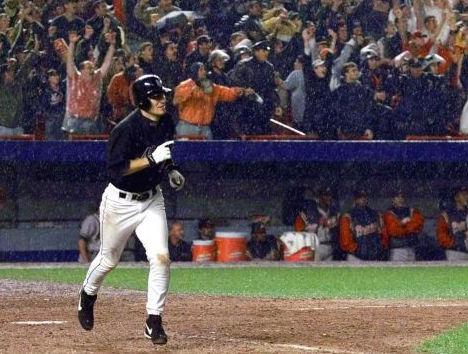Happy Birthday to Robin Ventura!     