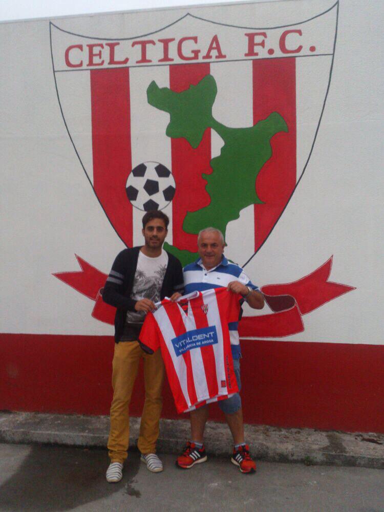 Ramón (27), dianteiro procedente do Xuv. Sanxenxo  firma oficialmente polo Céltiga F.C.