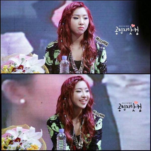 MinzyNews's tweet photo. I love you @mingkki21 ! ♥♥♥♥♥♥ http://t.co/KbPxWkK8tY