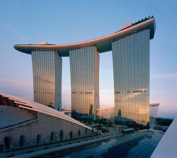 Happy birthday Moshe Safdie!  