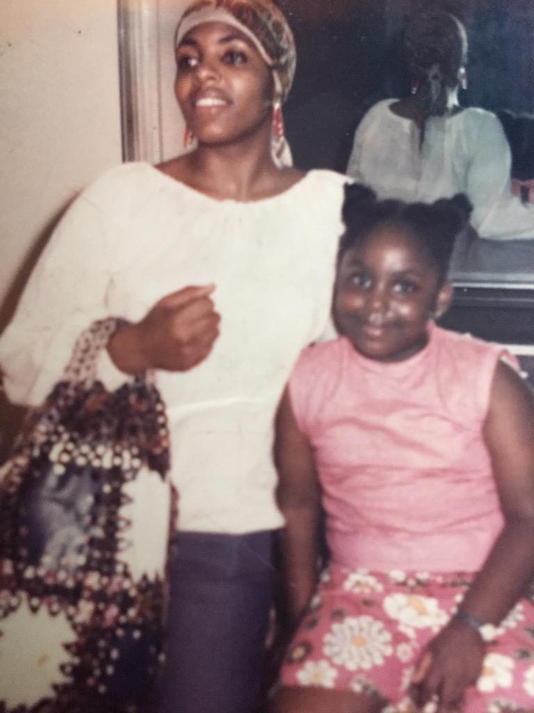 nikkicarrtqs's tweet image. Happy Birthday Mommy. I need you more today than ever. My life would be so better if you were here. #myonlyfriend