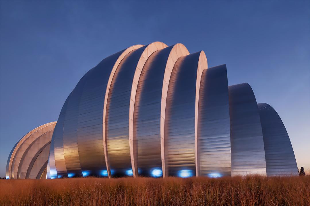 Happy Birthday Moshe Safdie 