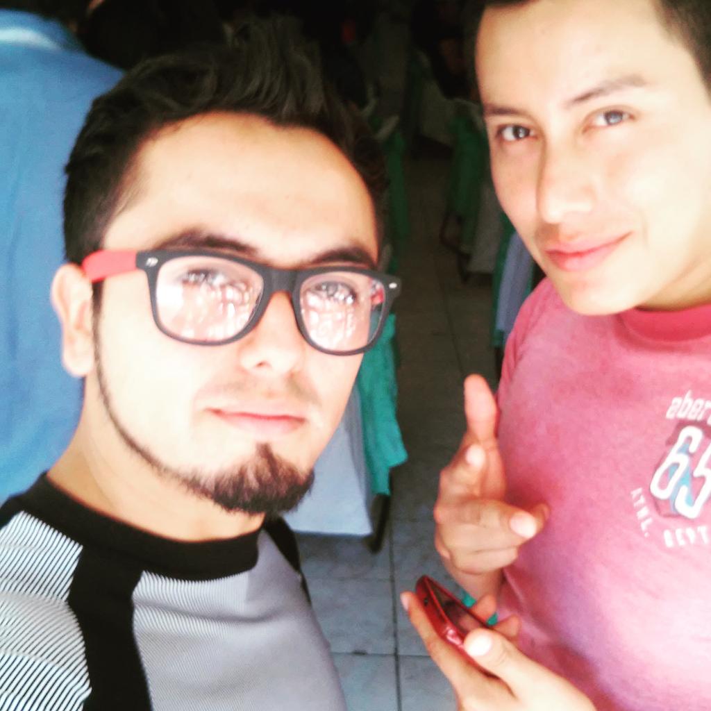 AngelothPsicho's tweet image. Listo con mi hermano york para. El show #elementscrew #Showtime #bboys