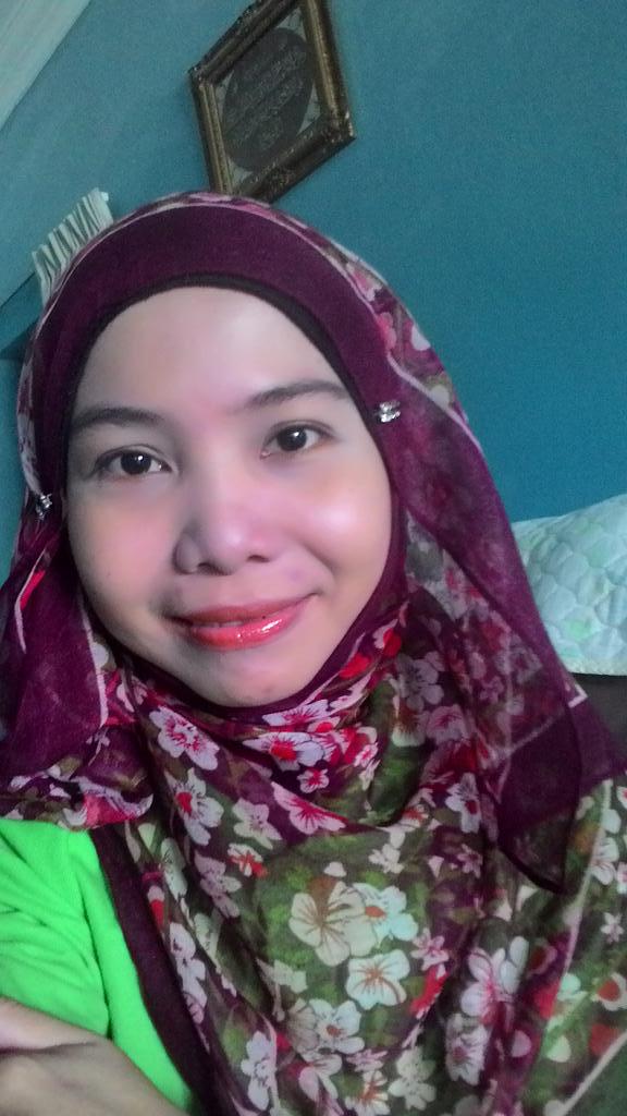 FatinBara's tweet photo. #selfie this morning http://t.co/5cqvONDSBP