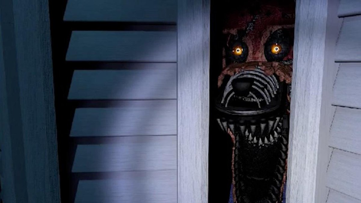 The trailer for Five Nights at Freddy's 4 is all kinds of creepy. l.gamespot.com/1M3BjLD