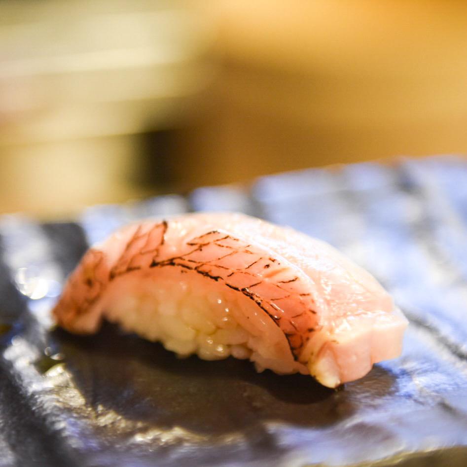 RobinDorian's tweet photo. Amazing #sushi experience @kappoeastend #eastendmarket a gem in #Orlando's restaurant scene #Japanese #FEDguides http://t.co/aiJT6tipJT