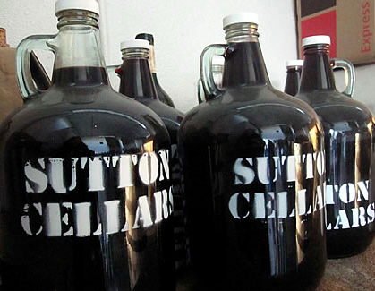 eatersf's tweet image. Chili and beer is boring. @SuttonCellars makes a case for wine this Sunday at their cookoff.  sf.eater.com/2015/7/13/8955…