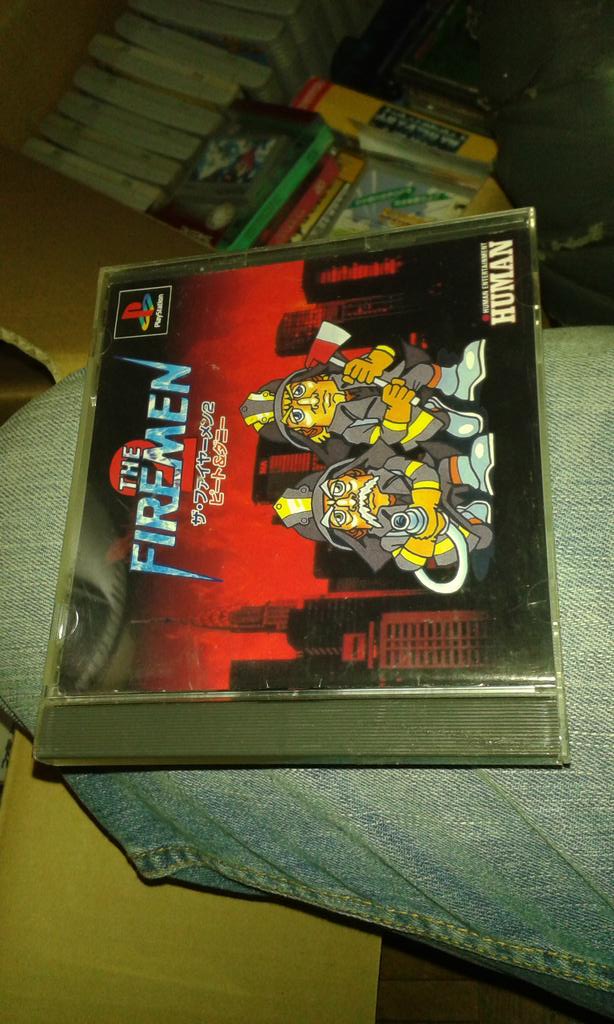 16BitsEra's tweet photo. Vicio extremo para esta noche #TheFiremen2 #PS1 #aplaystation http://t.co/Fv2tdAEMYK