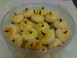 Idrusss23's tweet photo. Jangankan kue nastar aku bawa kerumah kaasha penghulupun aku akan bawa untuk menikahi http://t.co/621LjLlBJ4