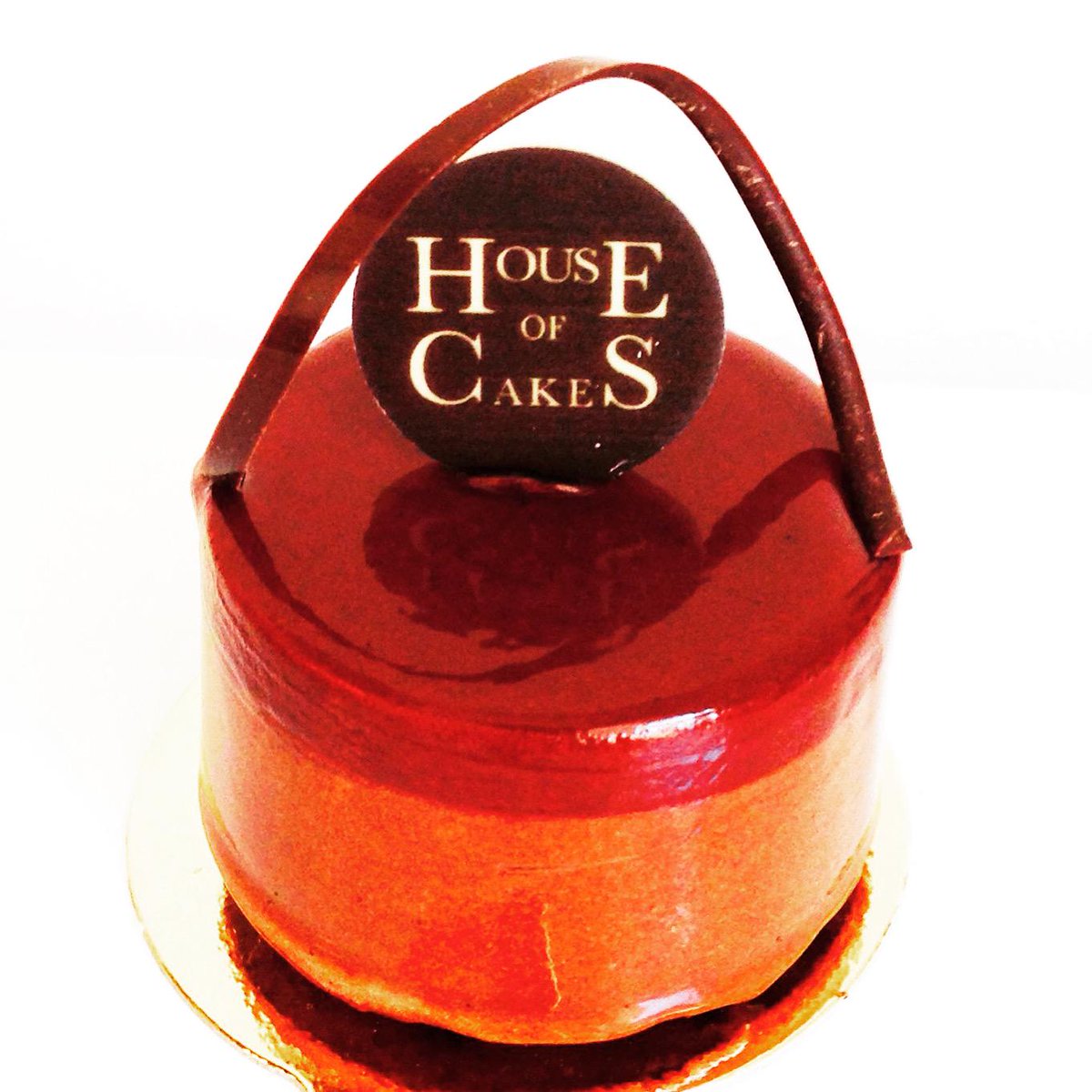 houseofcakesde's tweet photo. #Fancy #Chocolate #mousse #cake with #raspberry #ganache. This #foodporn is pure #elegance &amp; won't stay on your hips! http://t.co/xGAM7qE2bv