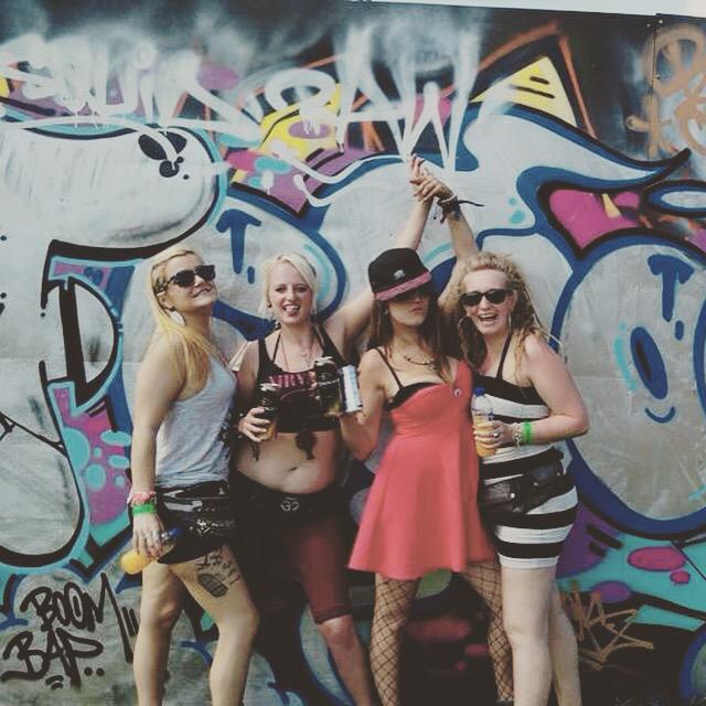 Kaylea88kaylea's tweet photo. Boombap http://t.co/v2hwCi1Pnx