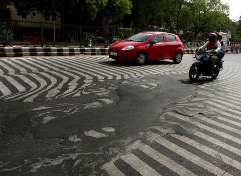 In India le strade si squagliano per le temperature record 
davverostrano.com/2015/06/in-ind…
