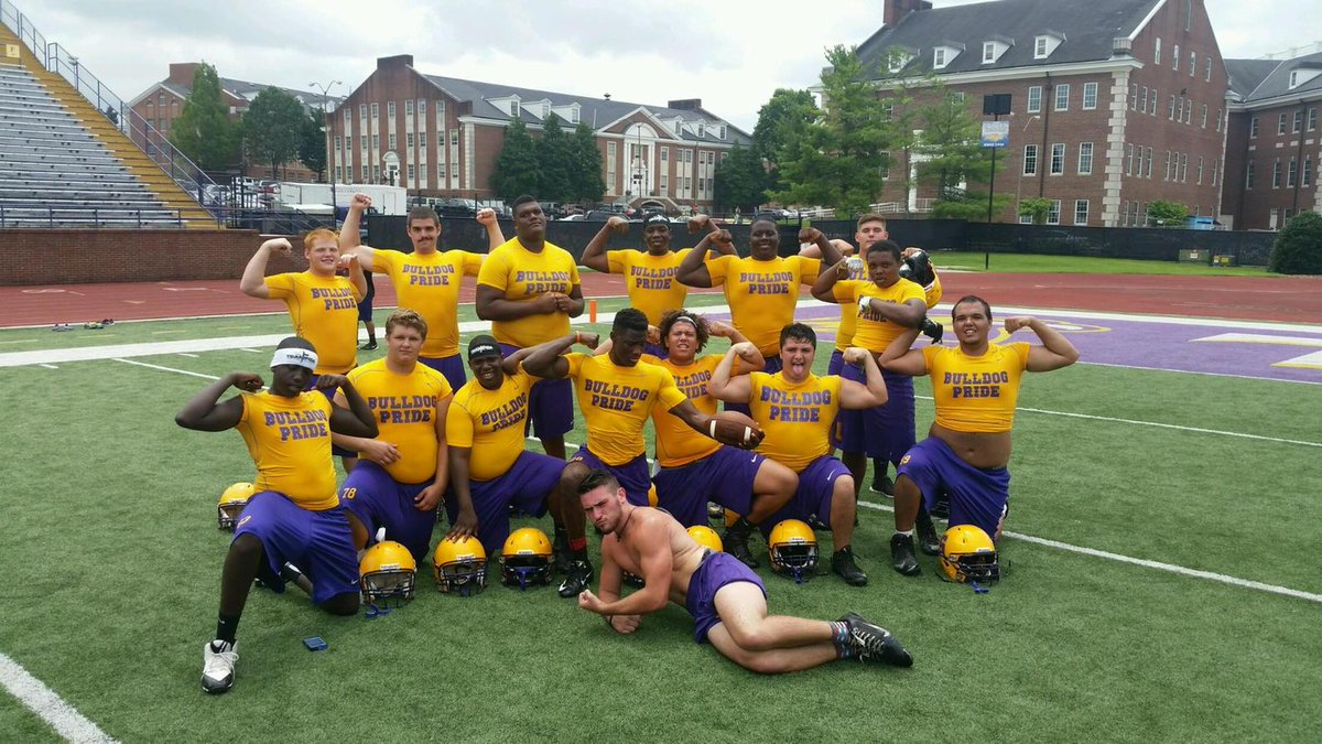 smyrnafootball's tweet image. LINEMAN WIN the Hog Bowl!!!
#pigsdofly #RAGE