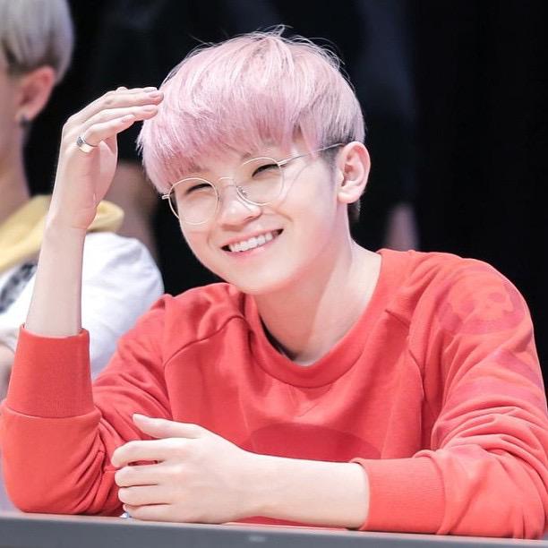Idols In Specs on Twitter: "woozi http://t.co/yeopr8IMGg"