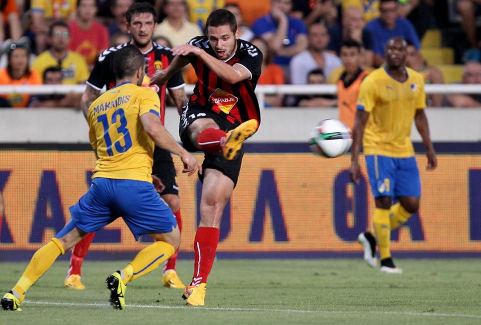 Velkovski clears the ball; photo: 24sports.com.cy