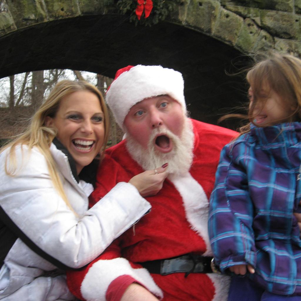 LiveChatSanta tweet picture