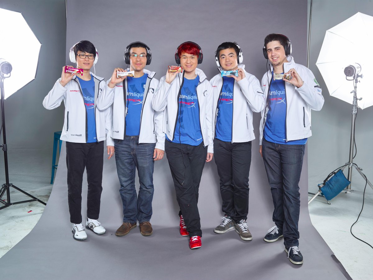 QNGaming's tweet photo. It's a good day when @TeamLiquidLoL and @HyperX visit #QuestHQ. Much more fun coming soon! http://t.co/ShbJxWvZaw