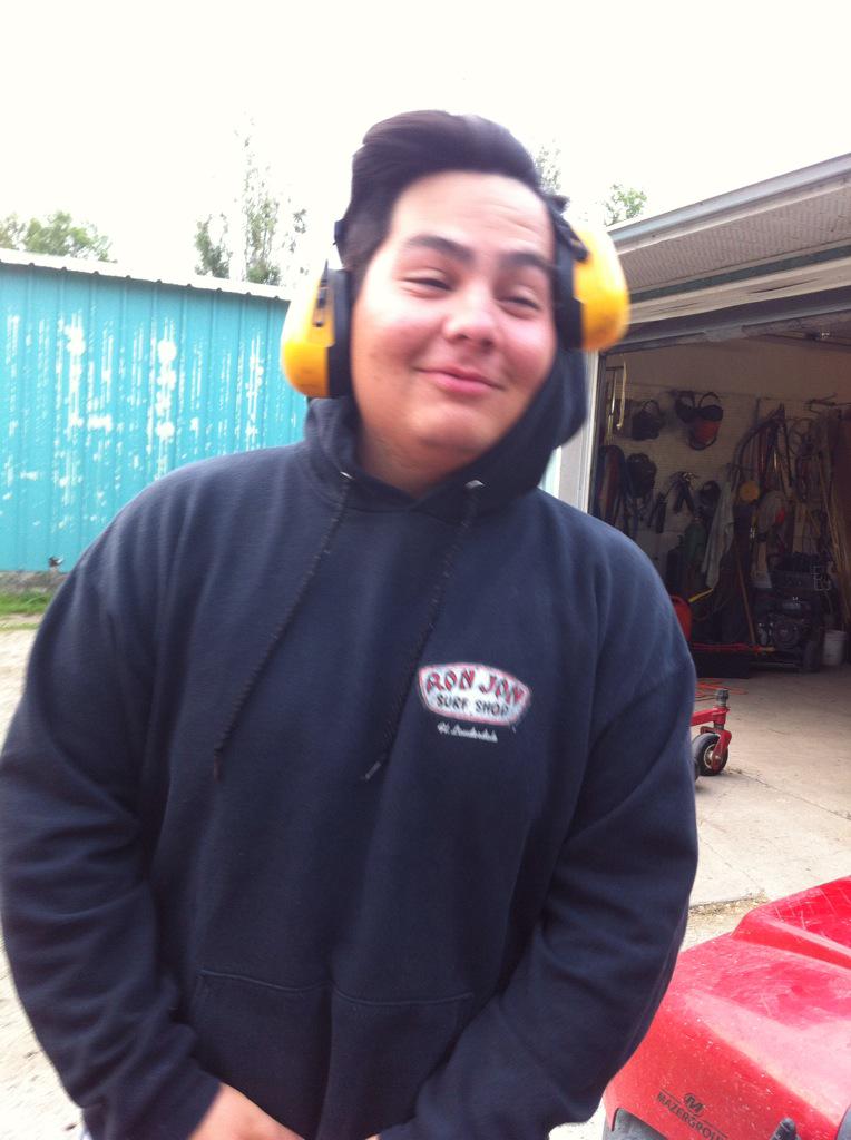 14Bear's tweet photo. Rough morning at the links @CruzJimenez94 http://t.co/uVSrMbkrSf