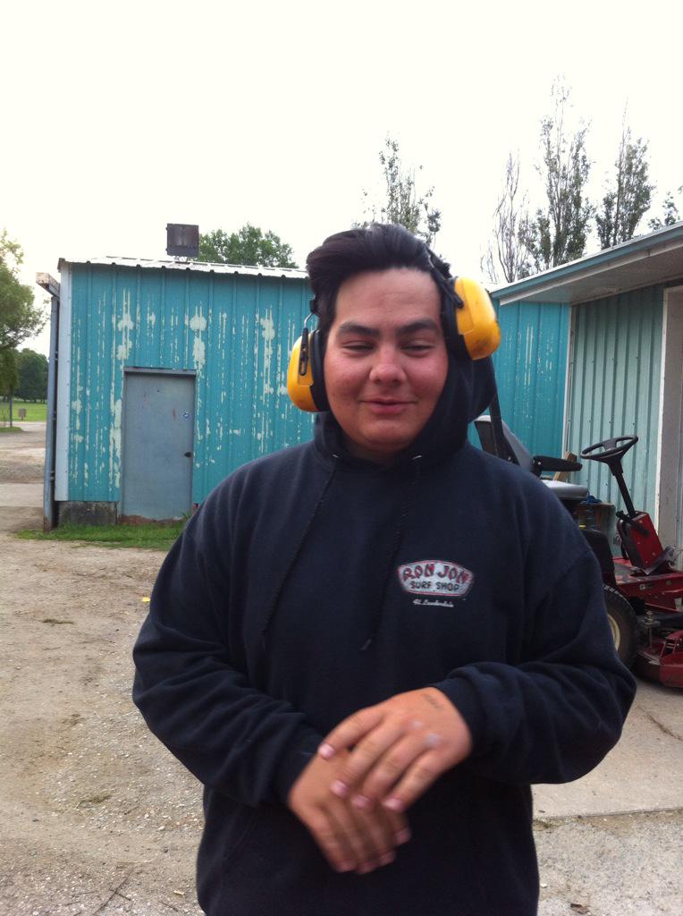 14Bear's tweet photo. Rough morning at the links @CruzJimenez94 http://t.co/uVSrMbkrSf