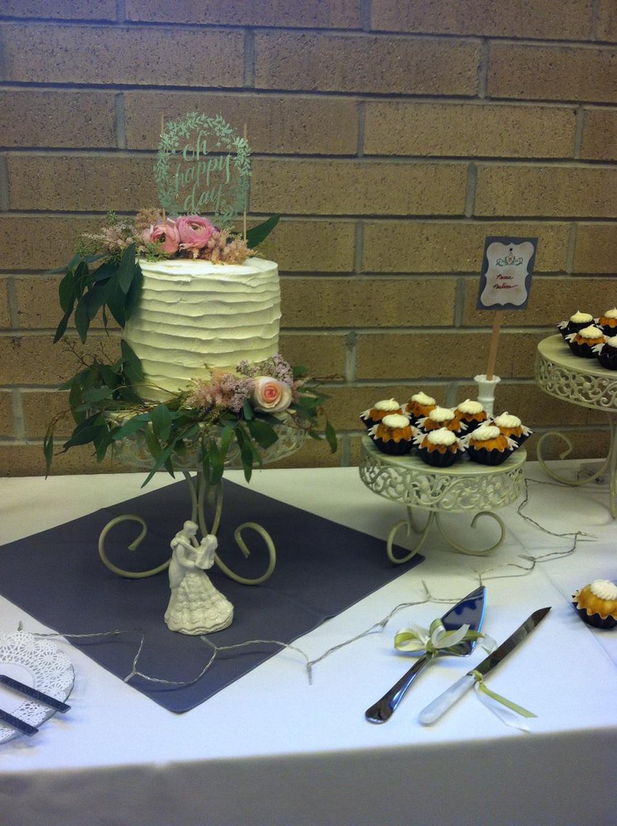 DUvenues's tweet image. Wedding days are the sweetest! Book your wedding with DU's Conference and Event Services! #CESevents #DUvenues #DUwed