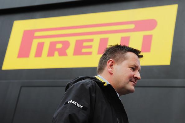 ResumenF1's tweet photo. Hembery indico necesitar mas #test para afinar sus neumáticos. Esperan conseguir de 2 a 3 paradas el próximo año. #F1 http://t.co/kJ6IvX9QZp
