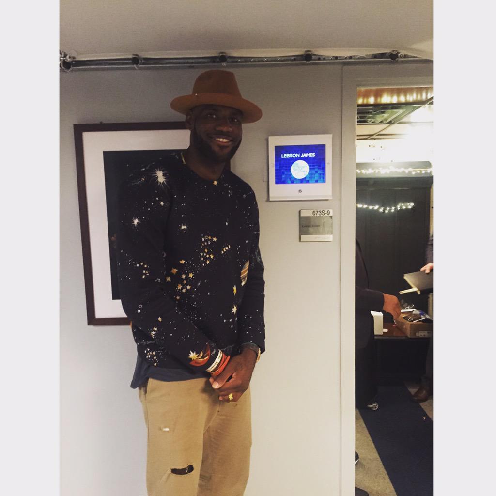 "<a href="/KlutchSports/">KLUTCH Sports Group</a>: Don't miss @kingjames tonight on @fallontonight promoting his movie #Trainwreck "(Great times!! #SFG)