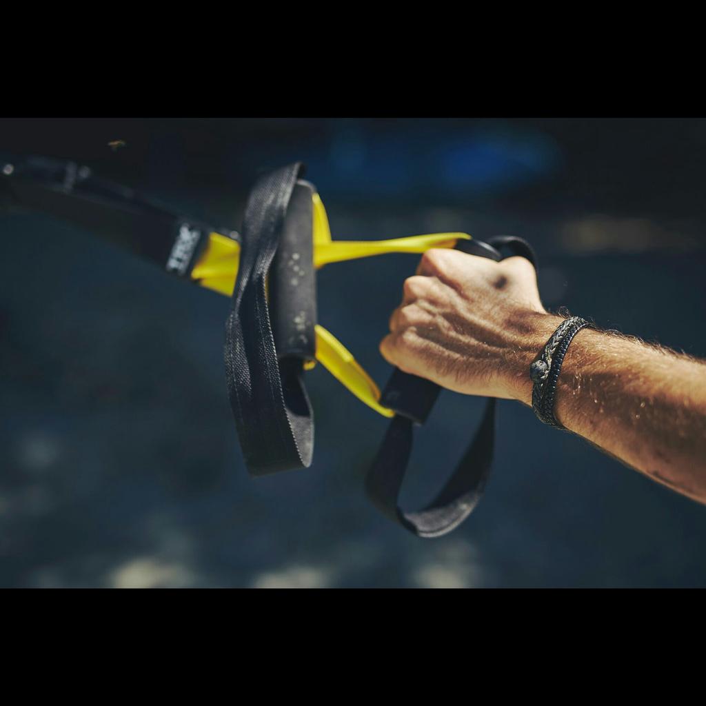 remymetailler's tweet photo. Best way to get stronger. @TRXMexico @TRXtraining. Photo by @Laurence_CE. http://t.co/qFKz8H7YtG