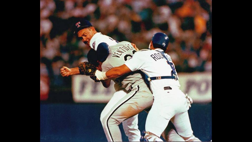 Nolan Ryan and Ivan (faux-Pudge) Rodriguez would like to wish Robin Ventura a very Happy Birthday. 