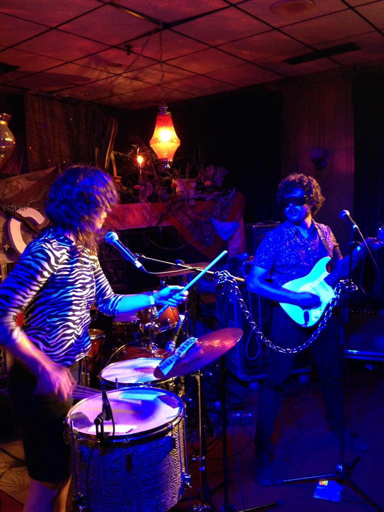 Kappa Chow play <a href="/the_garnet/">the_garnet</a> tonight. Look at how great they are. #sledisland2015 #c'monnnnn